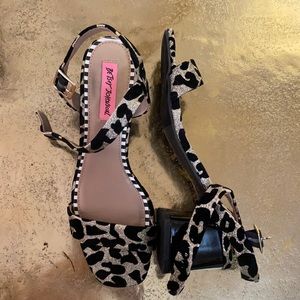 Sparkly Leopard